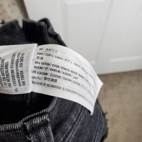 Abercrombie & Fitch Black Ultra High Rise Distressed Ankle Straight Leg Jeans - Picture 8 of 8